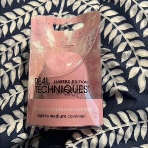 Real Techniques Miracle Complexion Sponge - limited edition